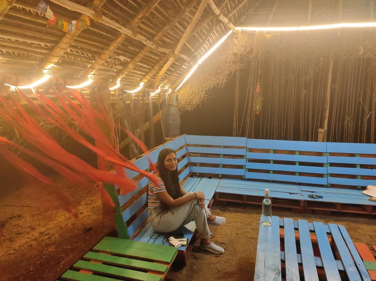 הוסטל אורוויל Travellers Tribe By Livelehood Habitat מראה חיצוני תמונה